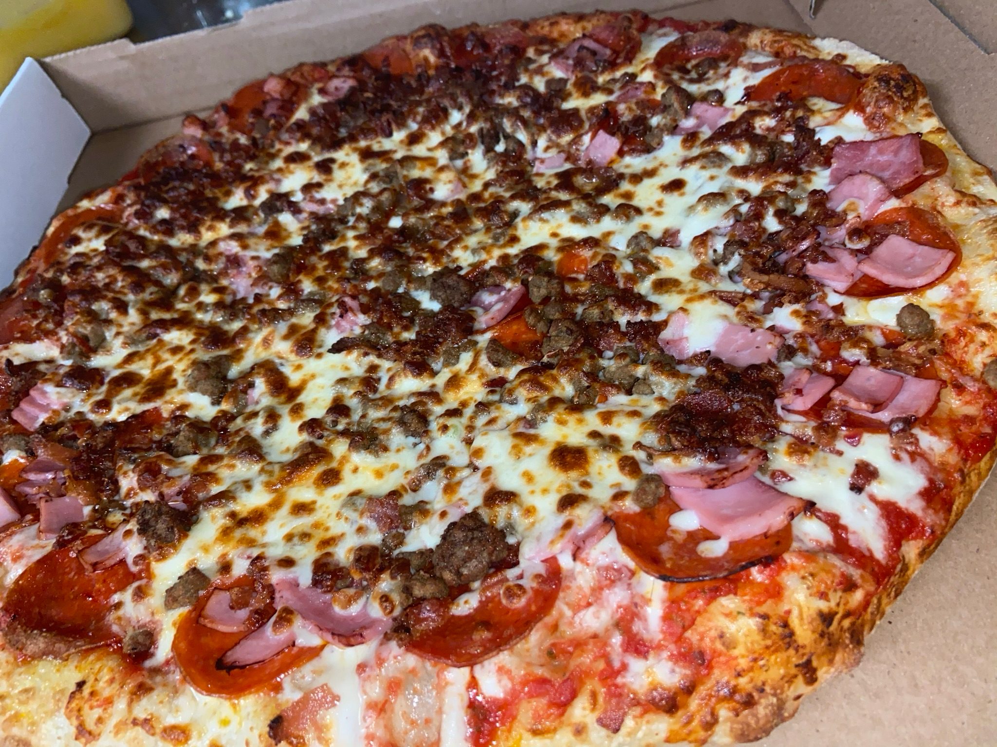 16" Meat Lovers.